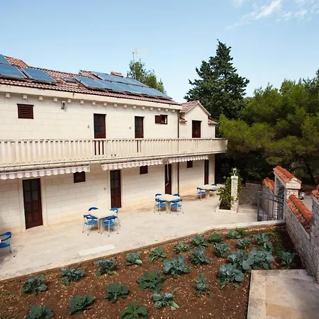 Appartamento White House In The Forest Pucisca